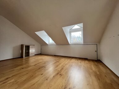 Wohnung zur Miete 345 € 2 Zimmer 70 m² Auerbacherstrsße 137 Sachsenberg Klingenthal 08248