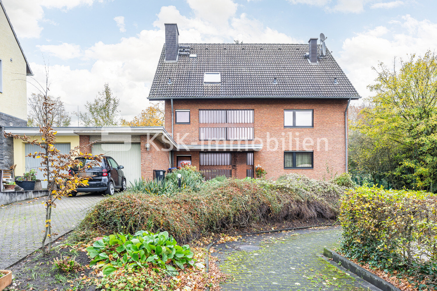 Mehrfamilienhaus zum Kauf 849.000 € 10 Zimmer 327 m²<br/>Wohnfläche 780 m²<br/>Grundstück Heide Brühl 50321