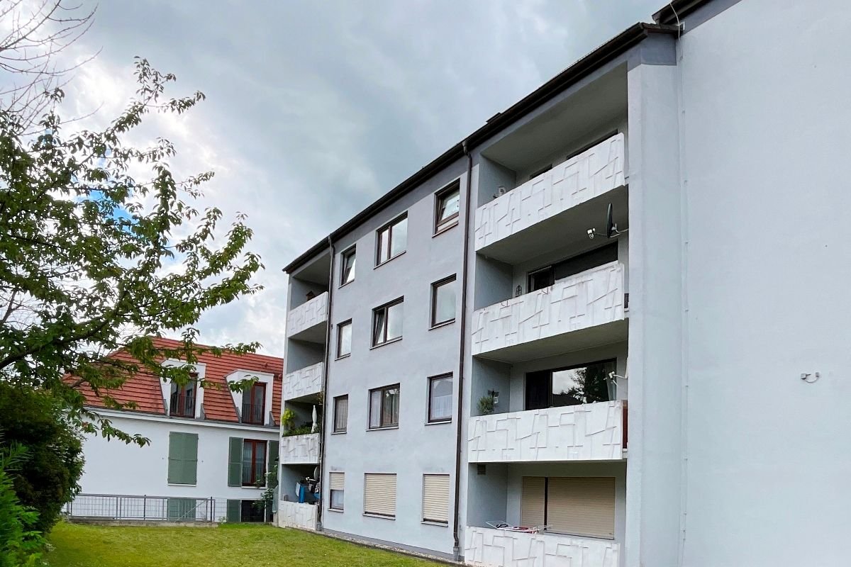 Wohnung zum Kauf 375.000 € 4 Zimmer 93 m²<br/>Wohnfläche Neuenhain Bad Soden 65812