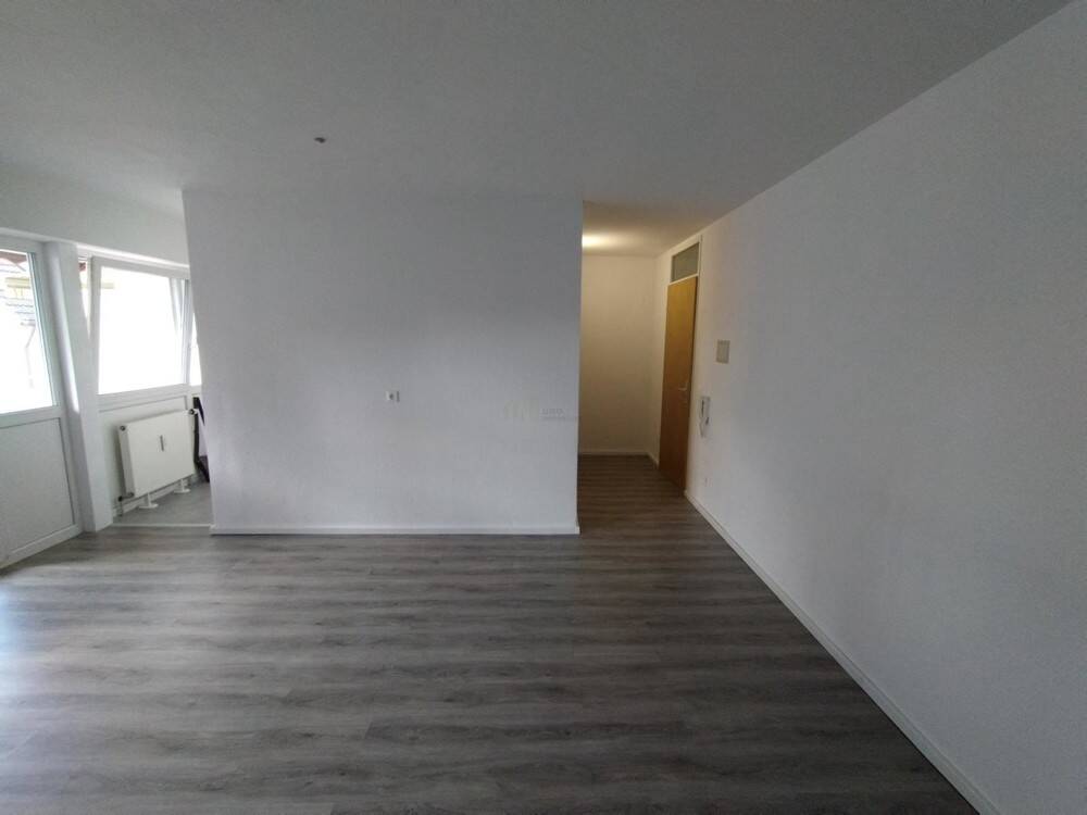 +++ Vermietete 1-Zimmer-Wohnung mit Balkon und Außenstellplatz in Ludwigsburg-Eglosheim +++