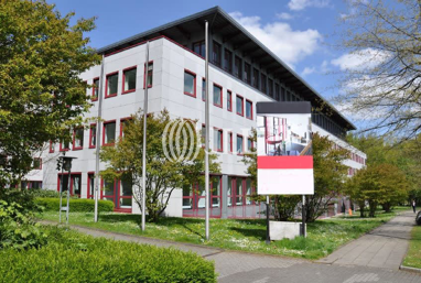 Bürofläche zur Miete 8,40 € 11.465,5 m² Bürofläche teilbar ab 550 m² Bergerhausen Essen 45136