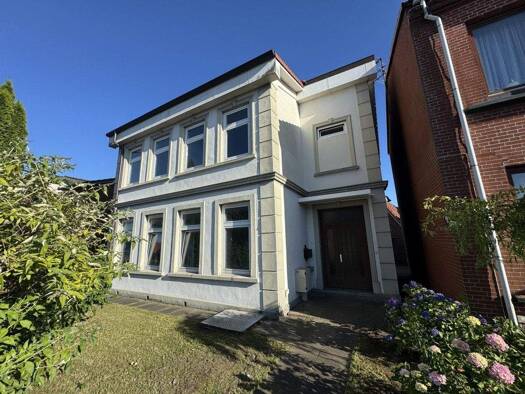 Mehrfamilienhaus zum Kauf 6 Zimmer 130 m² 1.647 m² Grundstück frei ab sofort Uetersen 25436