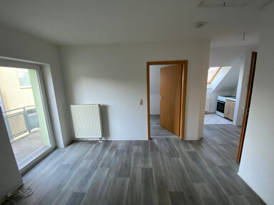 Studio zur Miete 197 € 2 Zimmer 31,2 m² 2. Geschoss Prof.-Dr.-Friedrich-Schneider-Straße 3 Greiz Greiz 07973