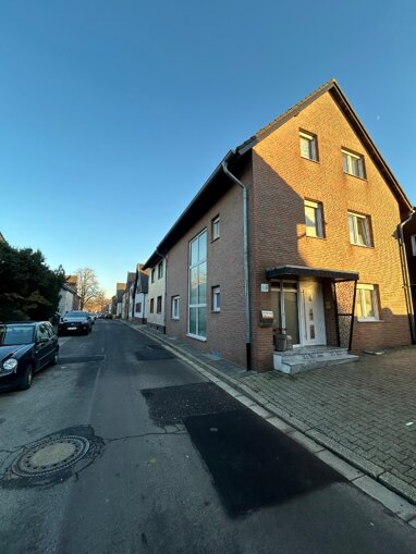 Reihenendhaus zum Kauf 339.000 € 6 Zimmer 165 m² 818 m² Grundstück Gindorf Grevenbroich 41517