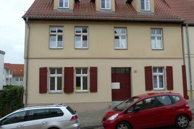 Wohnung zur Miete 423 € 2 Zimmer 65,2 m² EG Neue Bergstraße 14 Bad Freienwalde Bad Freienwalde (Oder) 16259