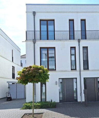 Stadthaus zur Miete 1.780 € 4 Zimmer 138 m² 200 m² Grundstück Stadtmitte Wolfsburg 38440