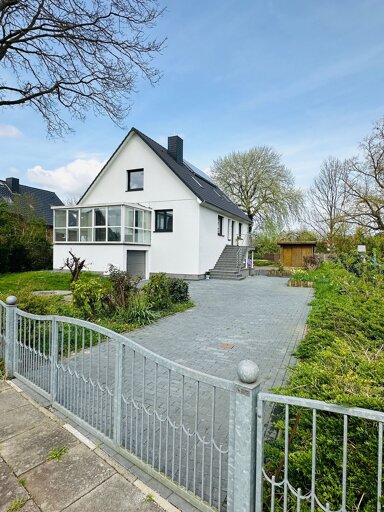 Mehrfamilienhaus zum Kauf 729.900 € 9 Zimmer 185 m² 1.180 m² Grundstück frei ab sofort Bullenhausen Seevetal 21217