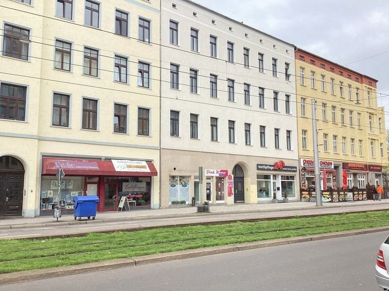 Wohnung zur Miete 637,31 € 2 Zimmer 99,6 m²<br/>Wohnfläche 2.<br/>Geschoss 10.11.2024<br/>Verfügbarkeit Breiter Weg 225 Rathausviertel Magdeburg 39104