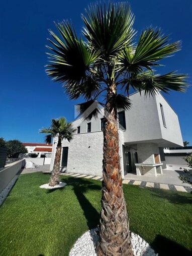 Haus zum Kauf 1.300.000 € 5 Zimmer 260 m² 756 m² Grundstück Zaton 23232