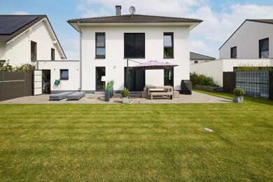 Einfamilienhaus zum Kauf 949.000 € 5,5 Zimmer 156 m² 440 m² Grundstück Messel 64409