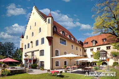 Schloss zum Kauf Provisionsfrei 3.700.000 € 31 Zimmer 1.034 m² 16.980 m² Grundstück Reichsstadt Kempten 87435