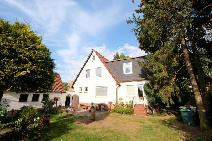 Einfamilienhaus zum Kauf 590.000 € 6 Zimmer 128 m²<br/>Wohnfläche 1.100 m²<br/>Grundstück Jenfeld Hamburg 22045