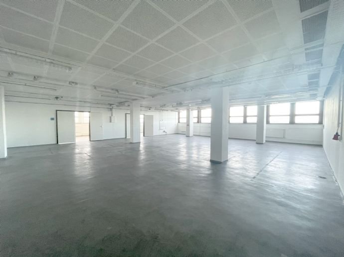 Lagerhalle zur Miete provisionsfrei 5,90 € 2.000 m²<br/>Lagerfläche Am Klinikum 7 Königshufen Görlitz 02826