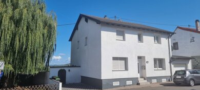 Mehrfamilienhaus zum Kauf 349.000 € 8 Zimmer 240 m² 401 m² Grundstück Wellesweiler Neunkirchen 66539