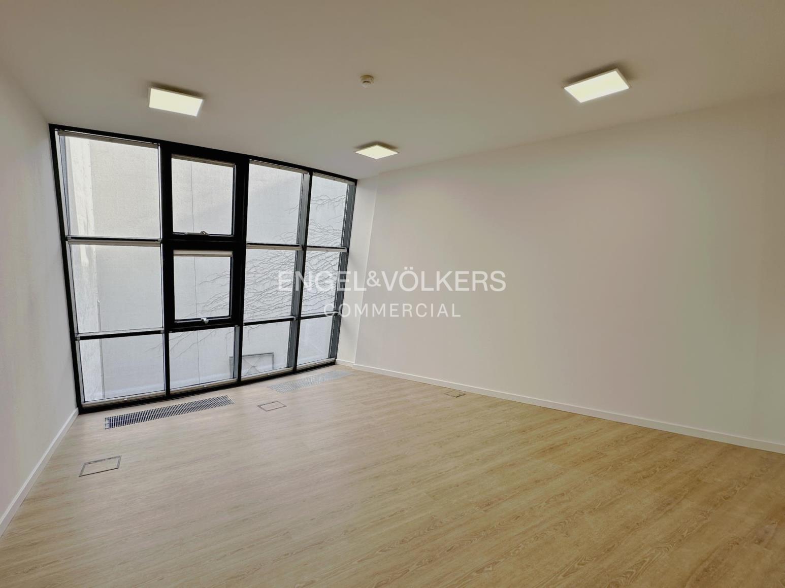 Büro-/Praxisfläche zur Miete 27 € 237 m²<br/>Bürofläche ab 237 m²<br/>Teilbarkeit Mitte Berlin 10117