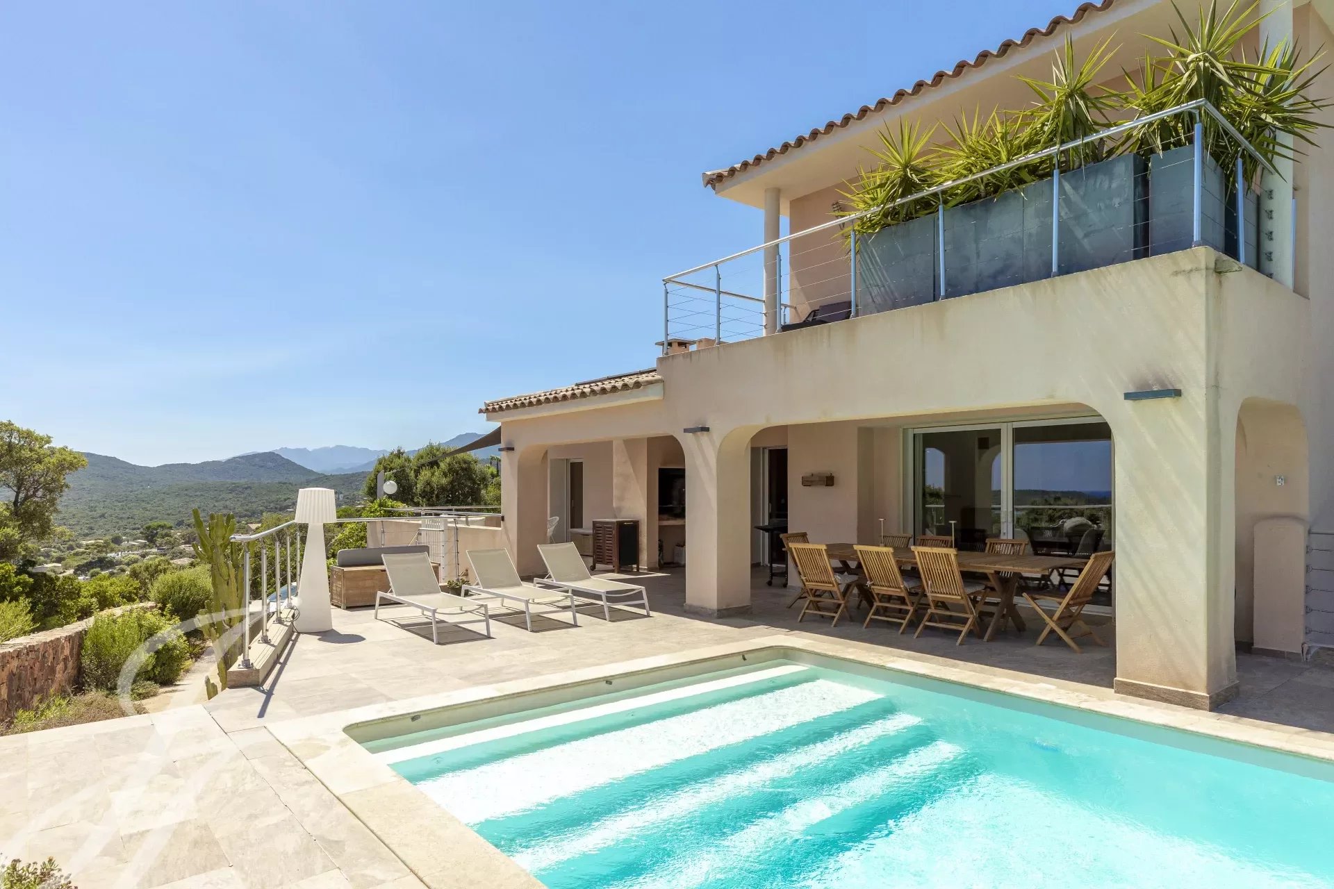 Villa zum Kauf provisionsfrei 1.490.000 € 8 Zimmer 230 m²<br/>Wohnfläche ab sofort<br/>Verfügbarkeit Sainte-Lucie-de-Porto-Vecchio 20144