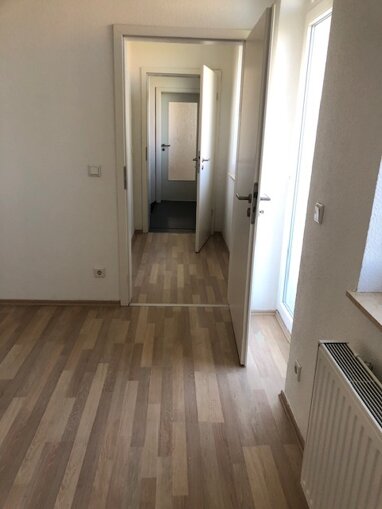 Wohnung zur Miete 844 € 5 Zimmer 125 m² Karl-Schmidt-Str. 62a Engpaß Magdeburg 39104