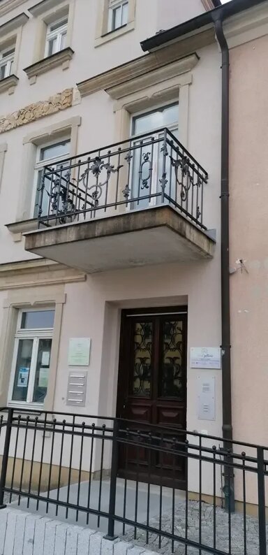 Wohnung zur Miete 700 € 3 Zimmer 120 m² Markt 9 Neustadt Neustadt in Sachsen 01844