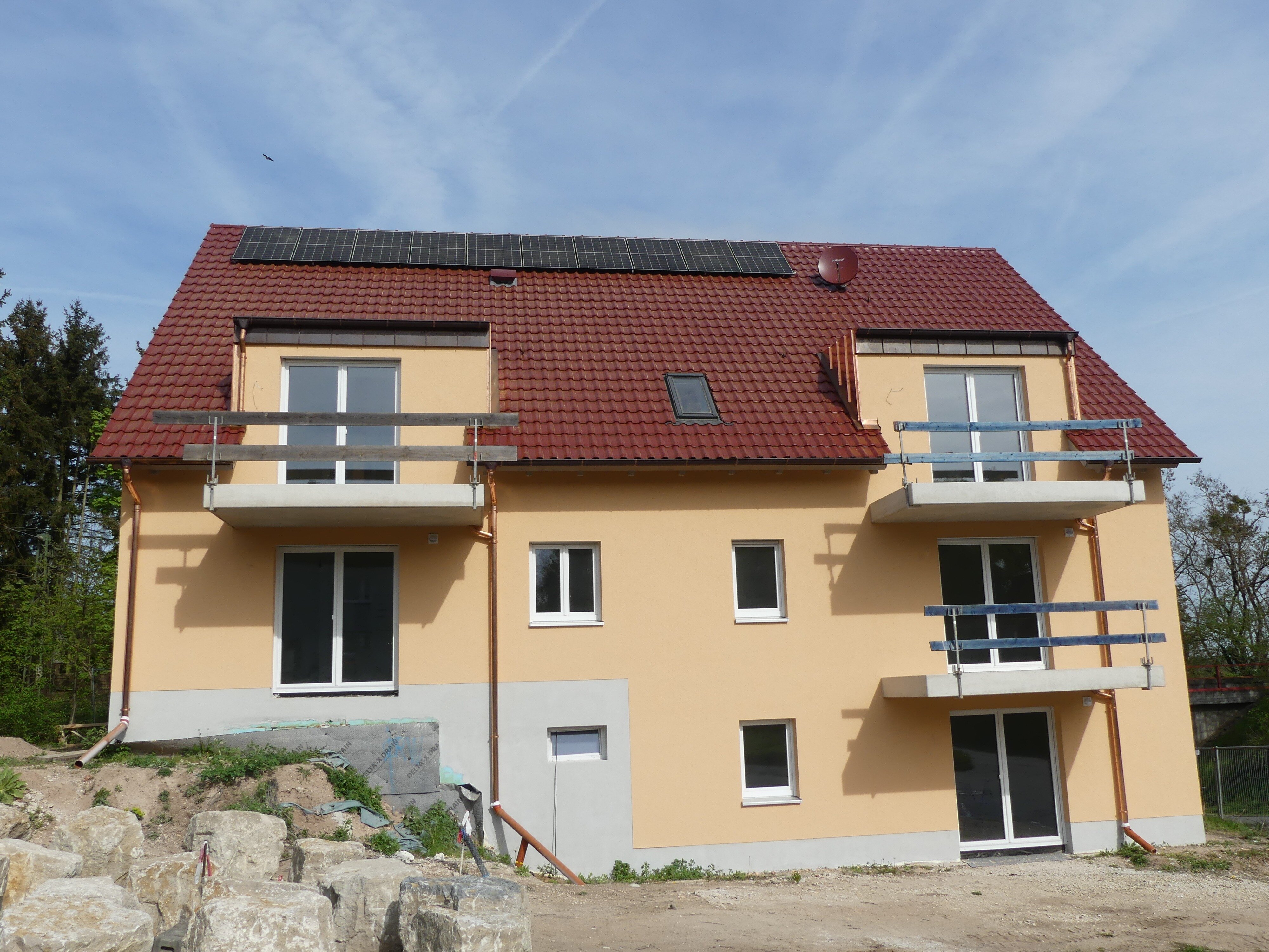 Apartment zur Miete 795 € 2 Zimmer 66,4 m²<br/>Wohnfläche Ab sofort<br/>Verfügbarkeit Roßtal Roßtal 90574