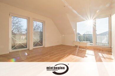 Wohnung zur Miete 365 € 2 Zimmer 42,7 m² frei ab 01.05.2025 Donatsviertel Freiberg 09599