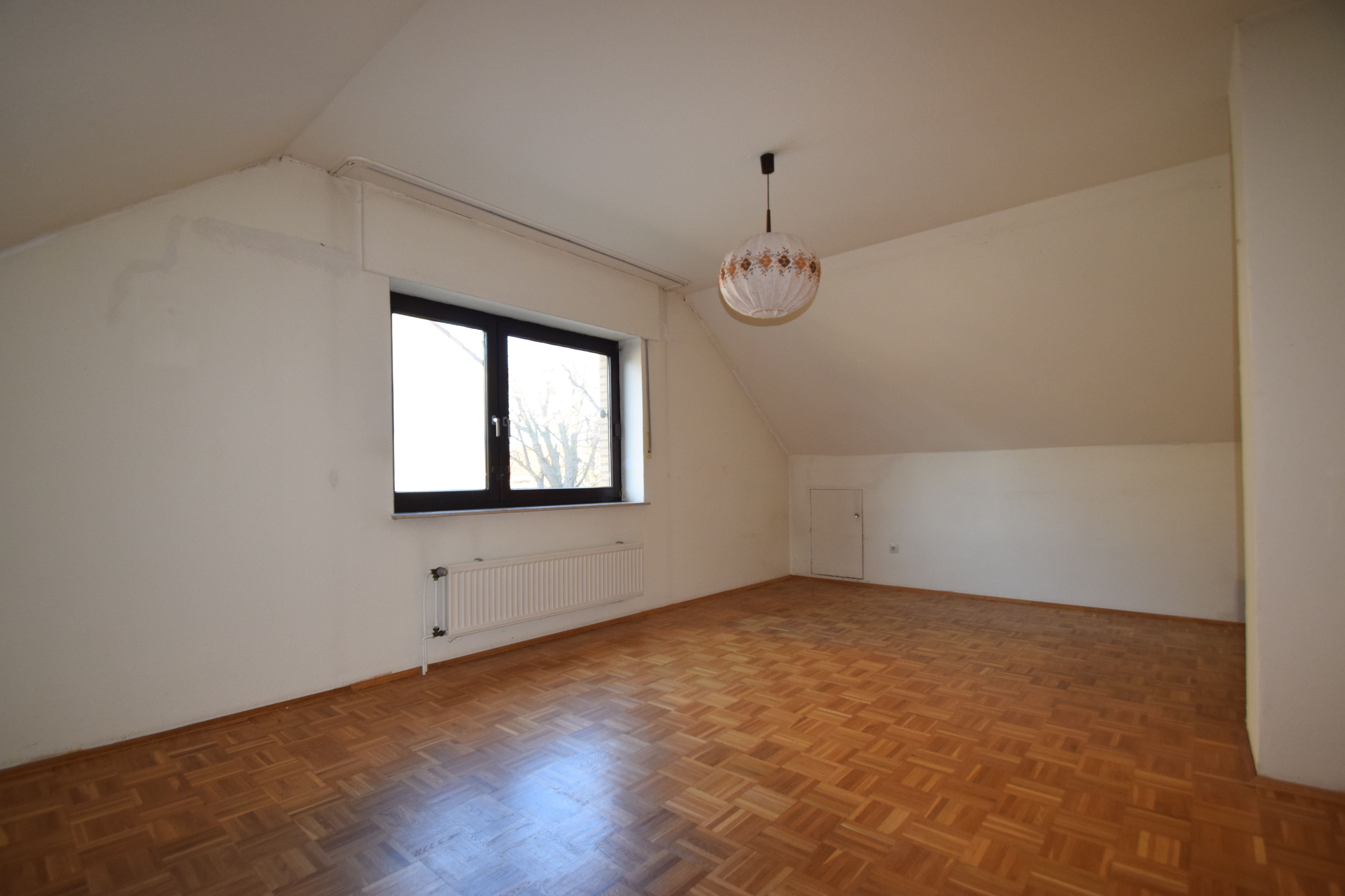 Einfamilienhaus zum Kauf 395.000 € 6 Zimmer 157,2 m²<br/>Wohnfläche 712 m²<br/>Grundstück ab sofort<br/>Verfügbarkeit Soest Soest 59494