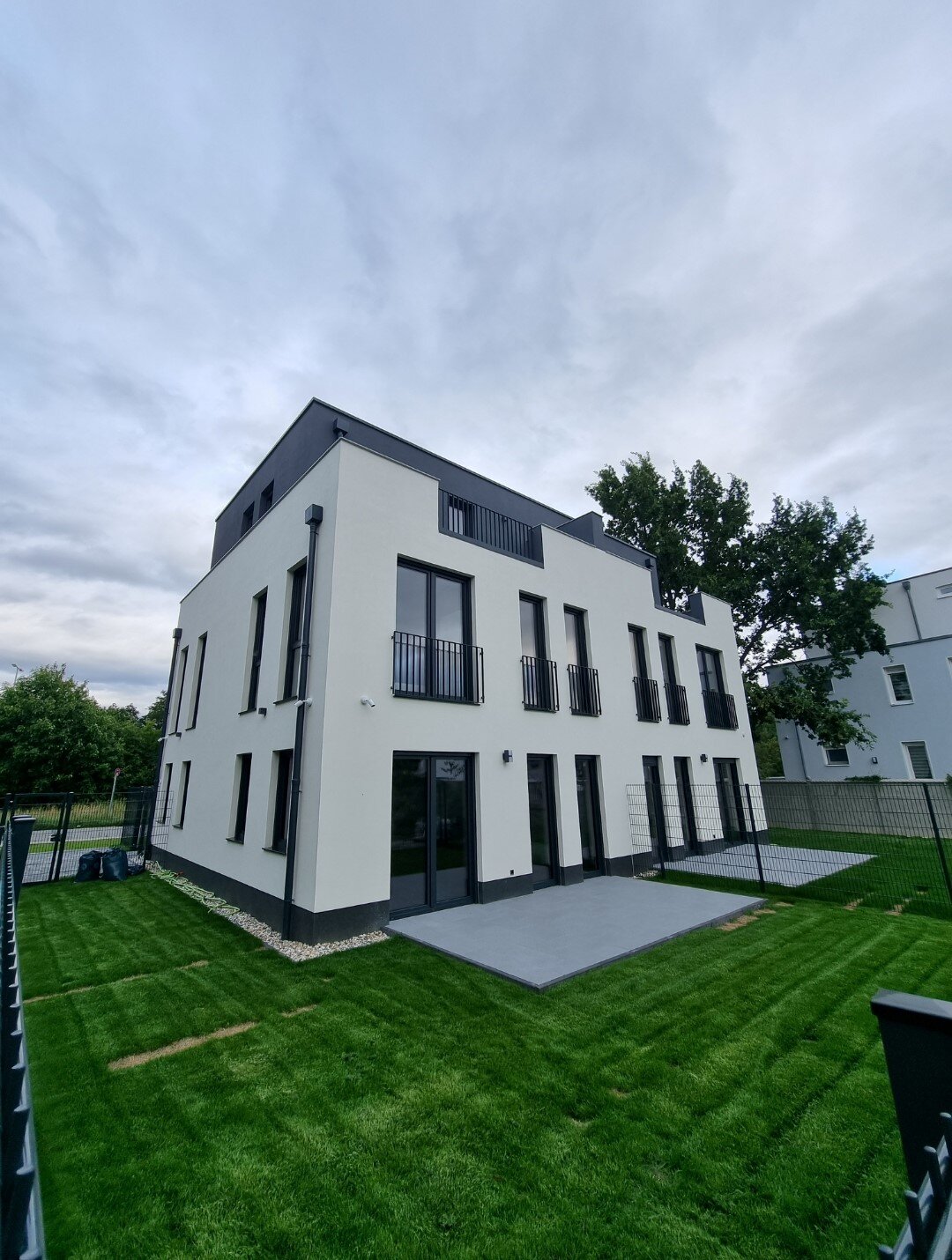 Doppelhaushälfte zur Miete 2.900 € 5 Zimmer 160 m²<br/>Wohnfläche 260 m²<br/>Grundstück Ewaldstr. 106D Altglienicke Berlin 12524