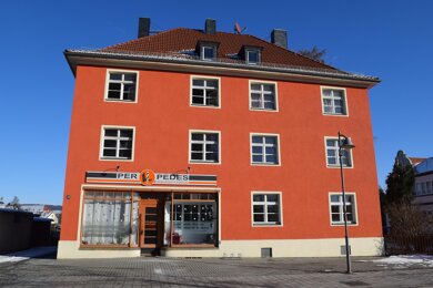 Wohnung zur Miete 450 € 2 Zimmer 64,1 m² 1. Geschoss frei ab sofort Ernst-Thälmann-Straße 18 Heidenau 01809