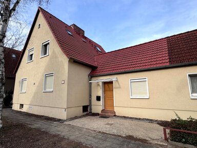 Wohnung zur Miete 950 € 3 Zimmer 90 m² frei ab sofort Sachsenstraße 15 Stendal Stendal 39576