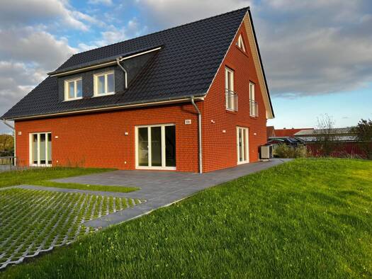 Haus zur Miete 1.500 € 4 Zimmer 108 m² 330 m² Grundstück Ladekop Jork 21635