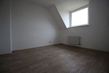 Wohnung zur Miete 236,41 € 3 Zimmer 43,8 m² 2. Geschoss Hauptstraße 6 Syrau Rosenbach/Vogtland 08548