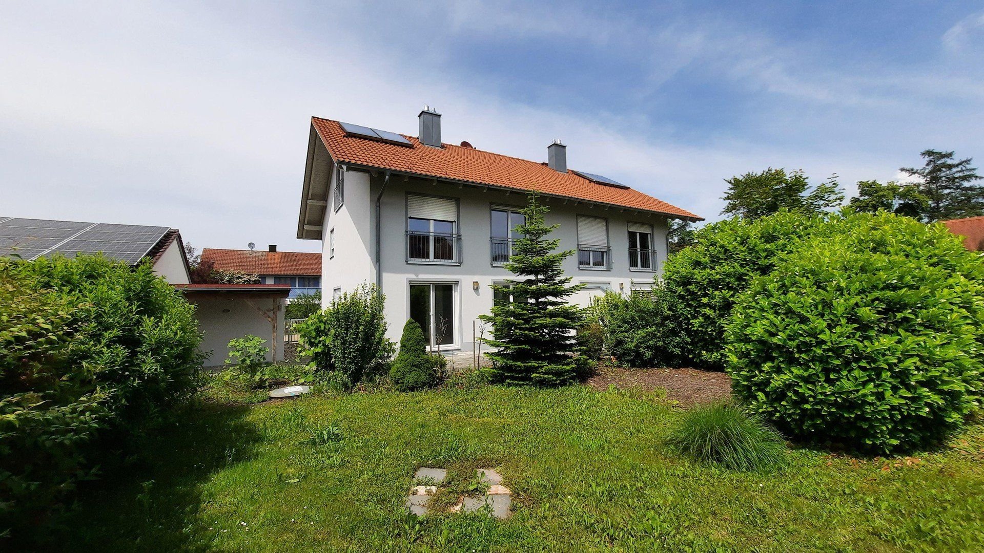 Doppelhaushälfte zum Kauf Provisionsfrei 759.000 € 3 Zimmer 142 m²<br/>Wohnfläche 394 m²<br/>Grundstück Walpertskirchen 85469