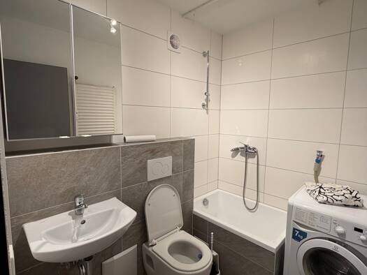 Wohnung zur Miete 495 € 1 Zimmer 26 m² Geschoss 4/5 frei ab sofort Bleichstraße 25 Südweststadt Pforzheim 75173