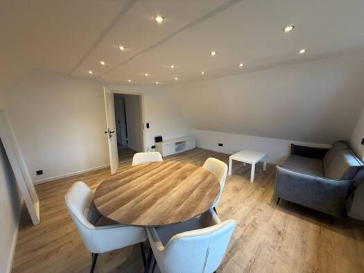 Wohnung zur Miete 950 € 2,5 Zimmer 54 m² Geschoss 1/2 frei ab sofort Maichingen Sindelfingen 71069