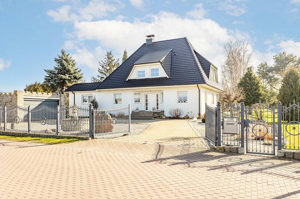 Villa zum Kauf 895.000 € 5 Zimmer 199 m²<br/>Wohnfläche 3.827 m²<br/>Grundstück Göhlsdorf Kloster Lehnin 14797