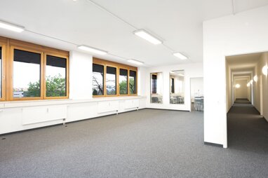 Bürofläche zur Miete 8,50 € 6 Zimmer 328 m² Bürofläche Ramtel Leonberg 71229