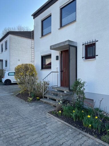 Doppelhaushälfte zum Kauf 499.000 € 4 Zimmer 126,3 m² 256 m² Grundstück Heldenbergen Nidderau 61130