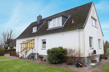 Einfamilienhaus zum Kauf 264.900 € 5 Zimmer 148 m² 988 m² Grundstück Ahrensbök Ahrensbök 23623