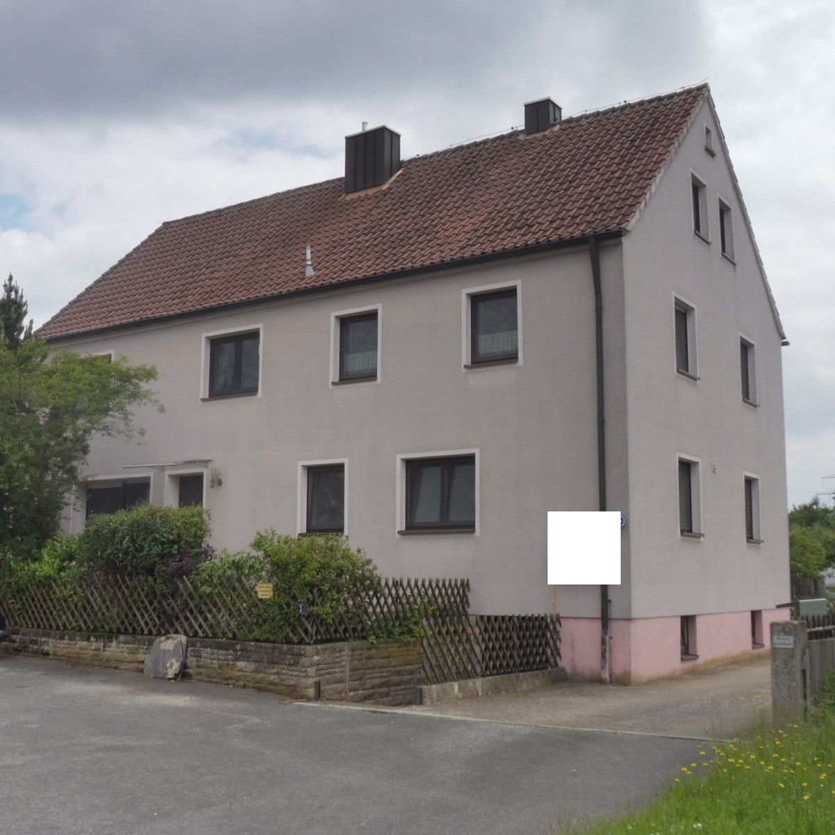 Mehrfamilienhaus zum Kauf 419.000 € 7 Zimmer 233 m²<br/>Wohnfläche 793 m²<br/>Grundstück Clarsbach Roßtal / Clarsbach 90574