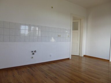 Wohnung zur Miete 599 € 6 Zimmer 119,8 m² 1. Geschoss frei ab 01.11.2024 Greiz Greiz 07973