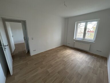 Wohnung zur Miete 312 € 3 Zimmer 54,6 m² EG Elisenstraße 17 Alt Fermersleben Magdeburg 39122