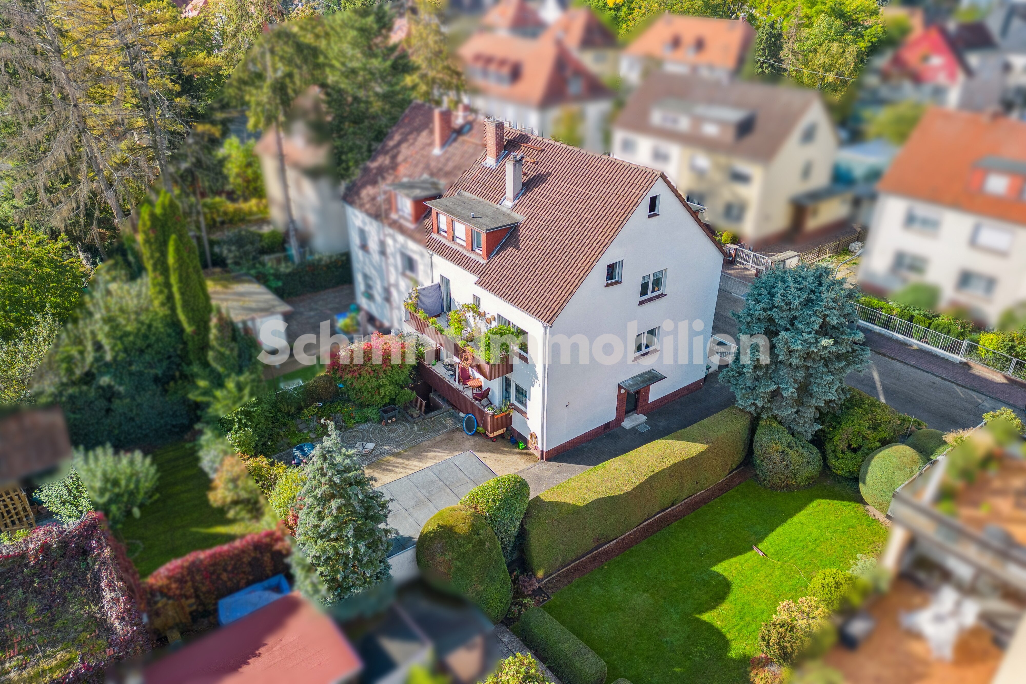 Mehrfamilienhaus zum Kauf als Kapitalanlage geeignet 690.000 € 9 Zimmer 221 m²<br/>Wohnfläche 319 m²<br/>Grundstück Schwanheim Frankfurt am Main 60529