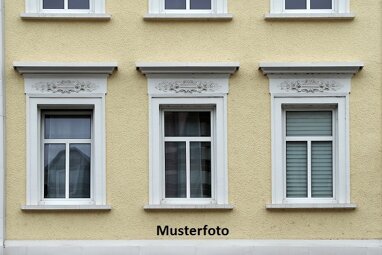 Mehrfamilienhaus zum Kauf Zwangsversteigerung 880.000 € 12 Zimmer 253 m² 178 m² Grundstück Mainviertel Würzburg 97082