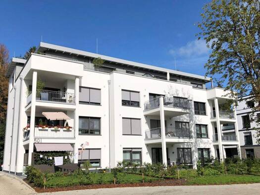 Wohnung zur Miete 900 € 3 Zimmer 70 m² frei ab sofort Papenburg 26871