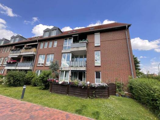 Wohnung zur Miete 619 € 4 Zimmer 93,8 m² 1. Geschoss frei ab 01.02.2026 Ölhafendamm 6f Heppens Wilhelmshaven 26384