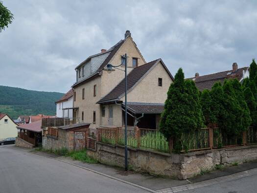 Einfamilienhaus zum Kauf provisionsfrei 66.000 € 6 Zimmer 118,6 m² 332 m² Grundstück frei ab sofort Solzer Str. 1 Meiningen OT Walldorf 98639