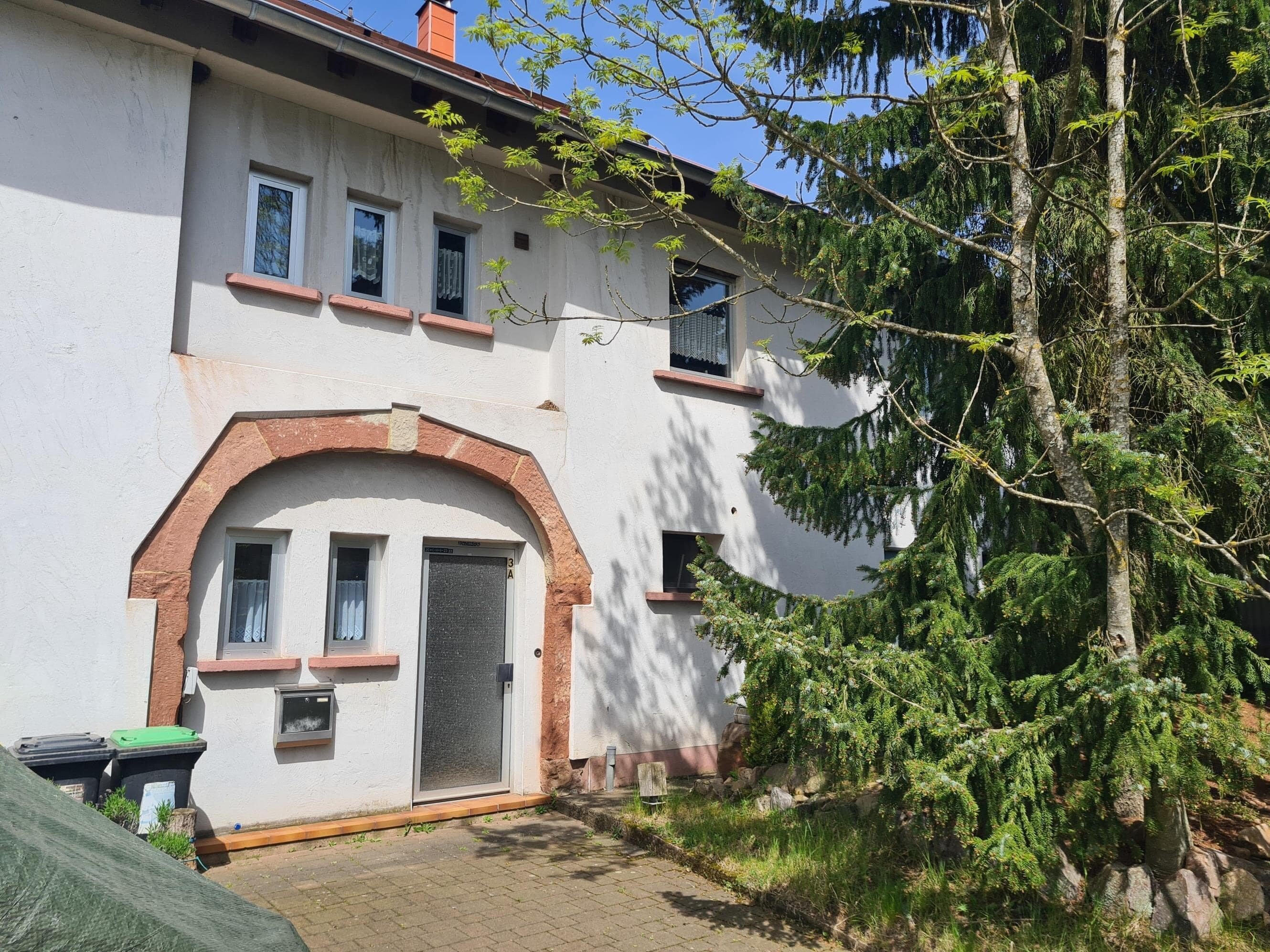 Mehrfamilienhaus zum Kauf 280.000 € 10 Zimmer 284 m²<br/>Wohnfläche 478 m²<br/>Grundstück Rappweiler Weiskirchen 66709