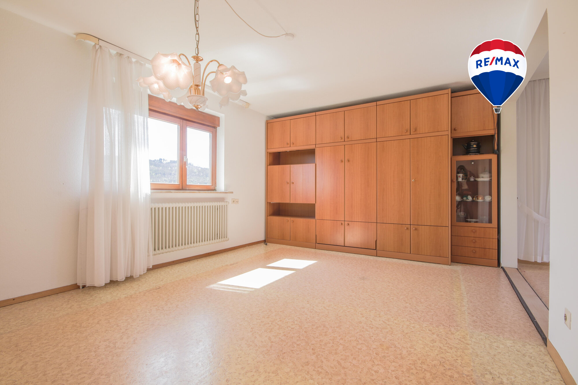 Mehrfamilienhaus zum Kauf 469.000 € 7 Zimmer 180 m²<br/>Wohnfläche 1.071 m²<br/>Grundstück Rheinheim Küssaberg 79790