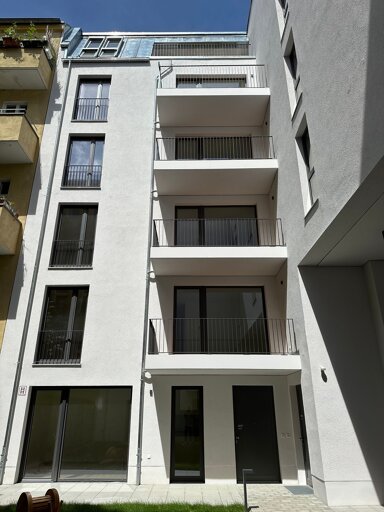 Wohnung zur Miete 1.300 € 2 Zimmer 45,7 m² 4. Geschoss frei ab sofort Driesener Straße 8C Prenzlauer Berg Berlin 10439