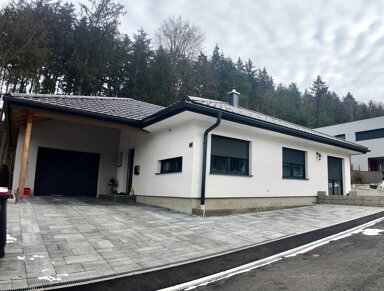 Bungalow zum Kauf 489.000 € 4 Zimmer 125,7 m² 667 m² Grundstück Schalchen 5231