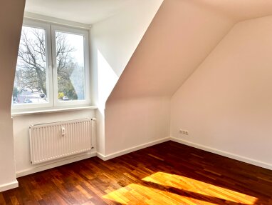 Wohnung zur Miete 790 € 3 Zimmer 54 m² 2. Geschoss Nienstedten Hamburg 22609